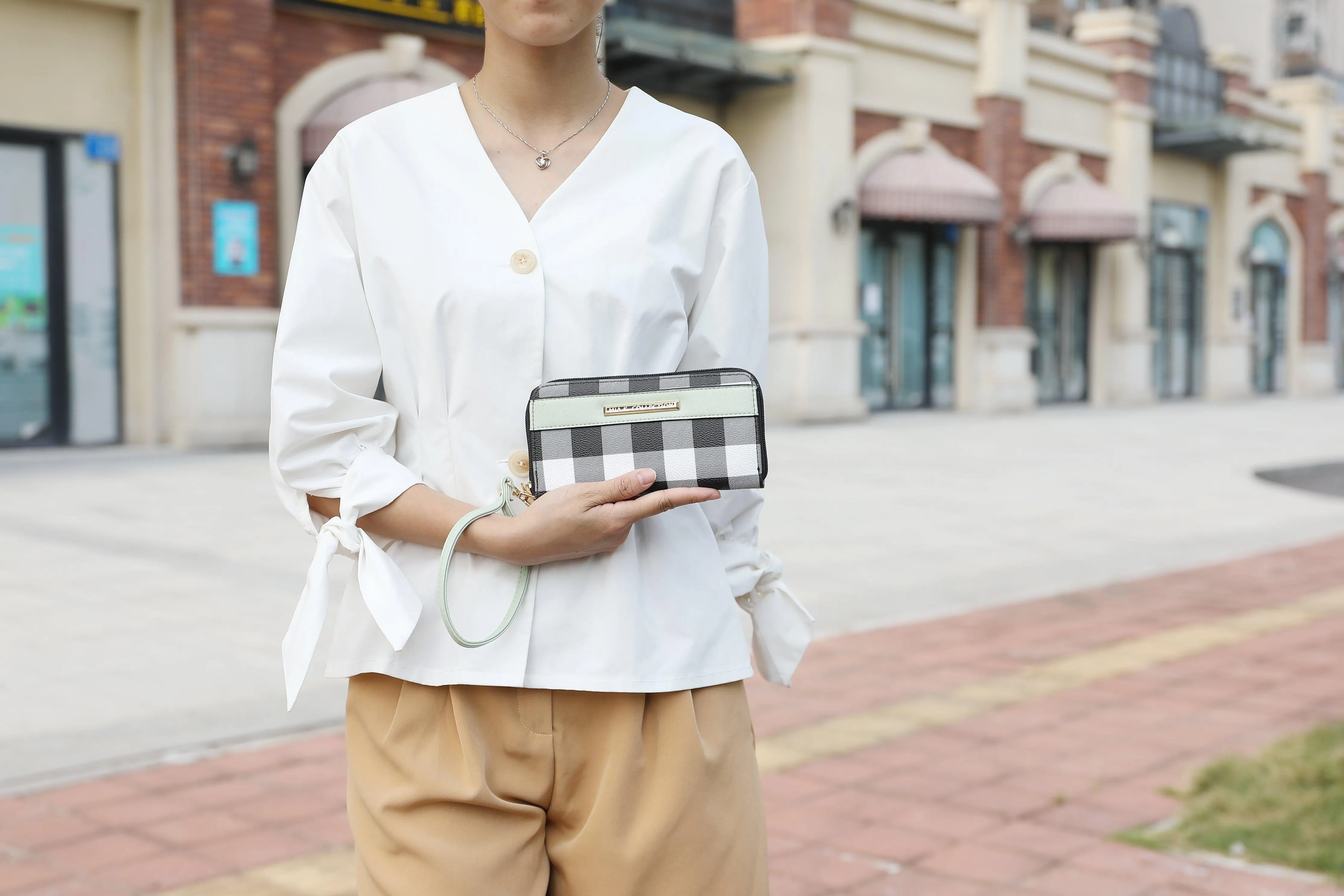 MKF CollectionGabriella Chekered Handbag